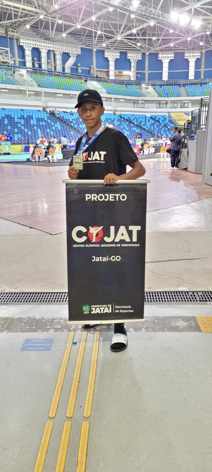 Atletas Do Centro Ol Mpico Jataiense De Taekwondo Conquistam Medalhas