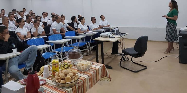 Palestra abre a Semana da Justiça pela Paz em Casa em Jataí