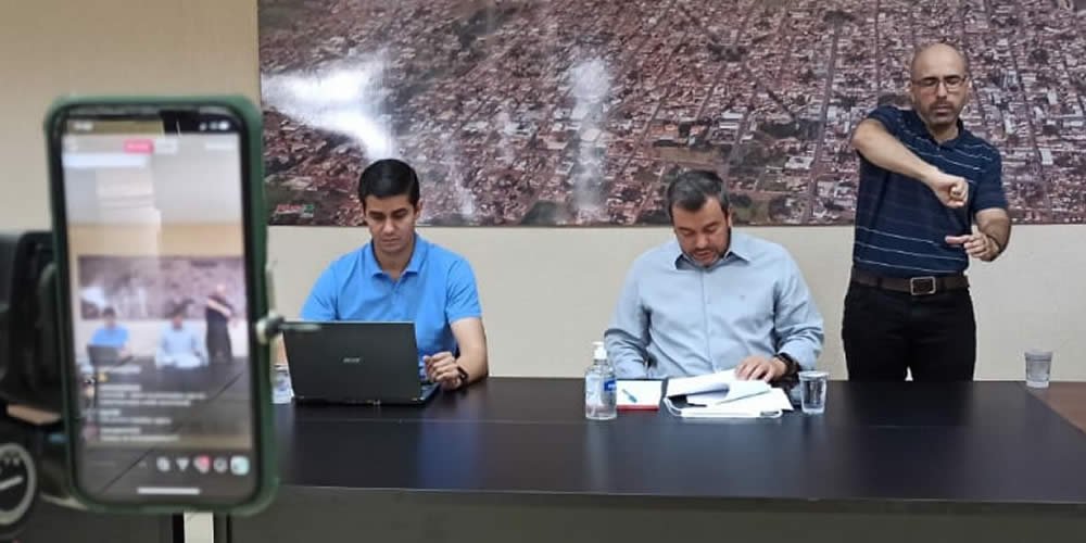 live prefeito jatai vinicius luz covid-19 coronavirus