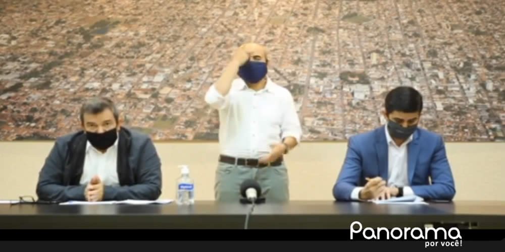 Prefeito Vinícius Luz responde perguntas de internautas sobre covid-19 e novas medidas que serão adotadas