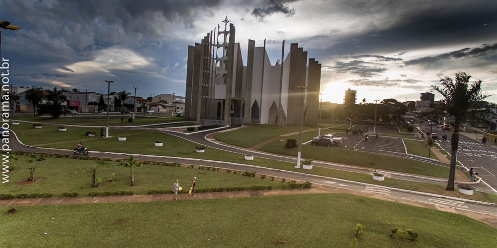 Clima Tempo Previsão Cidade Jataí Goiás Drone Igreja Catolica Catedral