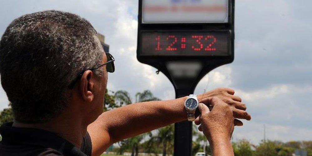 Relogio MME mantém recomendação de não se adotar horário de verão este ano