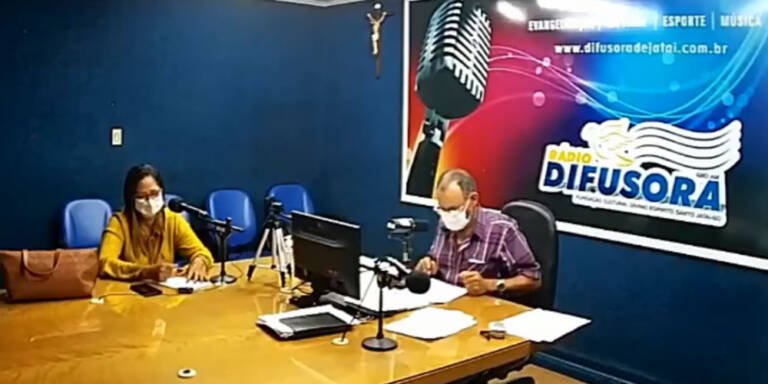 Trabalhadores do transporte escolar e Secretaria Municipal de Educação em conflito