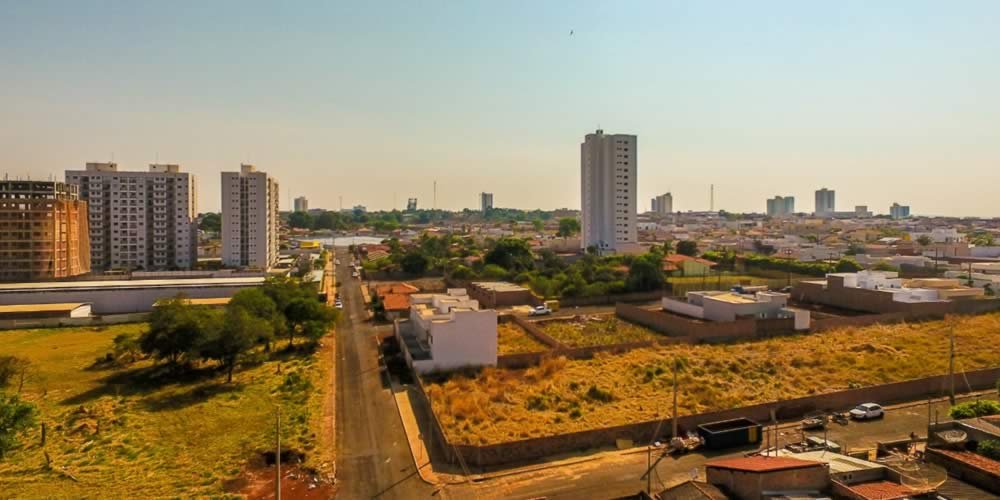 Clima previsão cidade jataí goiás predios arvores terreno