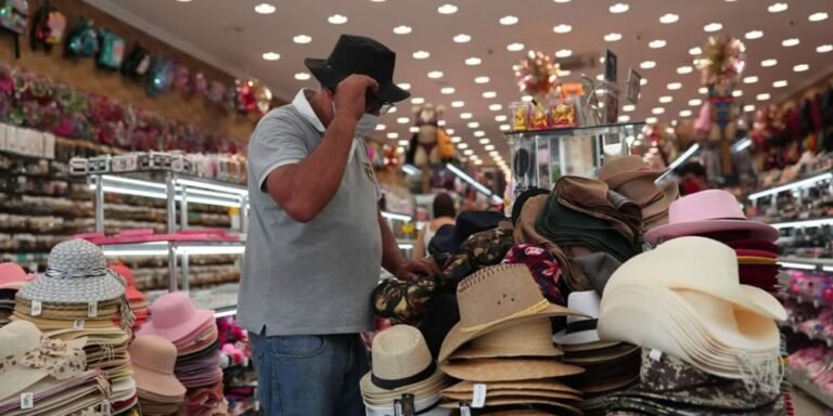 Natal Inmetro orienta consumidor para compras seguras e de qualidade