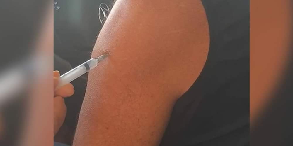 Vídeo flagra novo caso de não aplicação de vacina contra Covid-19, em Aparecida