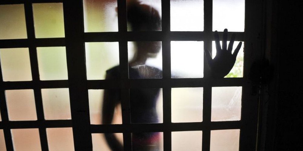 ABUSO SEXUAL INFANTIL: COMO IDENTIFICAR, PREVENIR E COMBATER