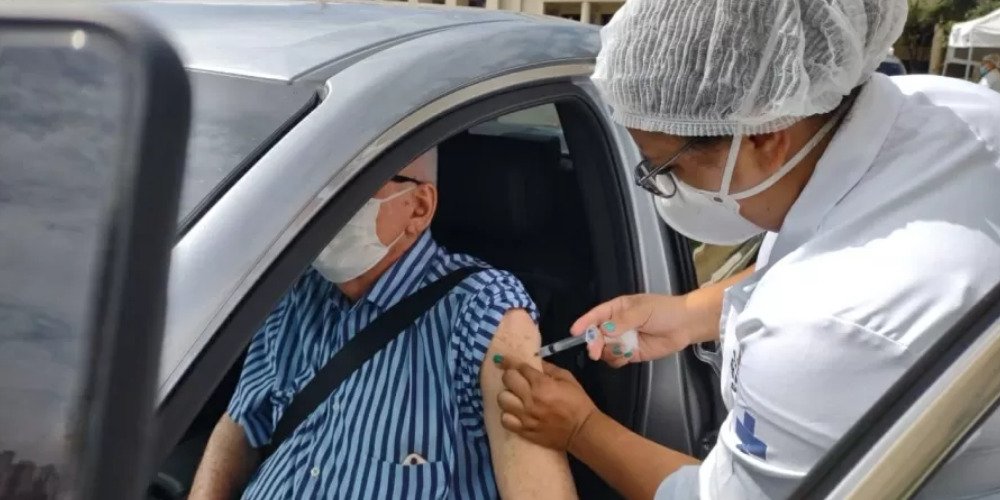 BRASIL CHEGA A 37,2 MILHÕES DE VACINADOS CONTRA COVID, 17,57% DA POPULAÇÃO