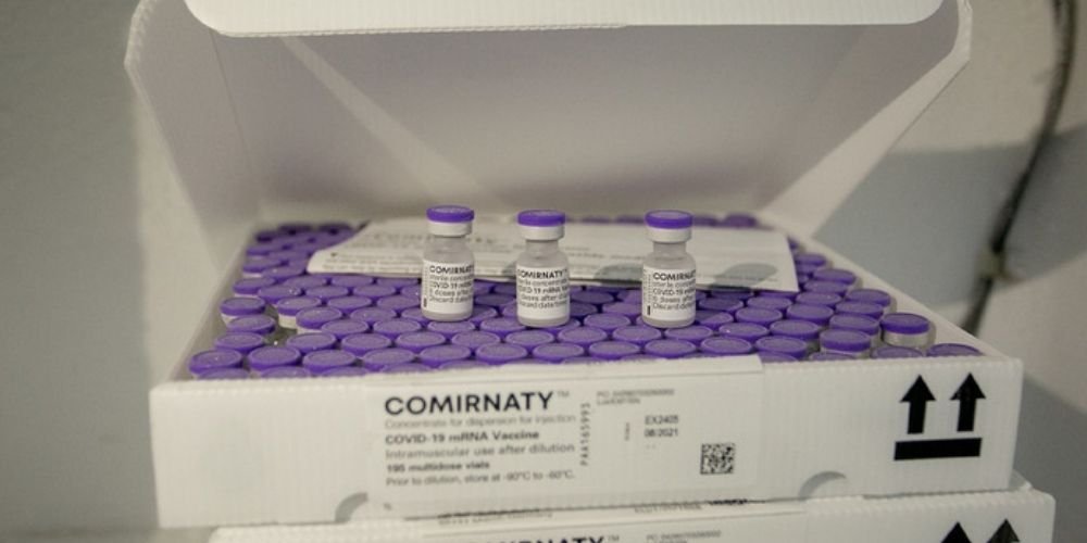 COVID-19 MAIS 629 MIL DOSES DA VACINA DA PFIZER CHEGAM AO BRASIL