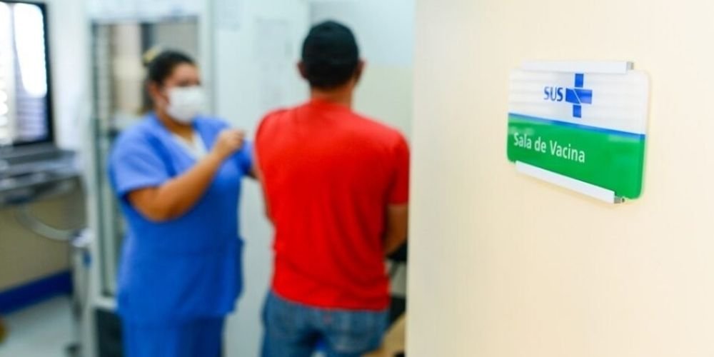 COMISSÃO AUTORIZA 100% DAS DOSES CONTRA COVID PARA VACINAÇÃO POR IDADE EM GOIÁS