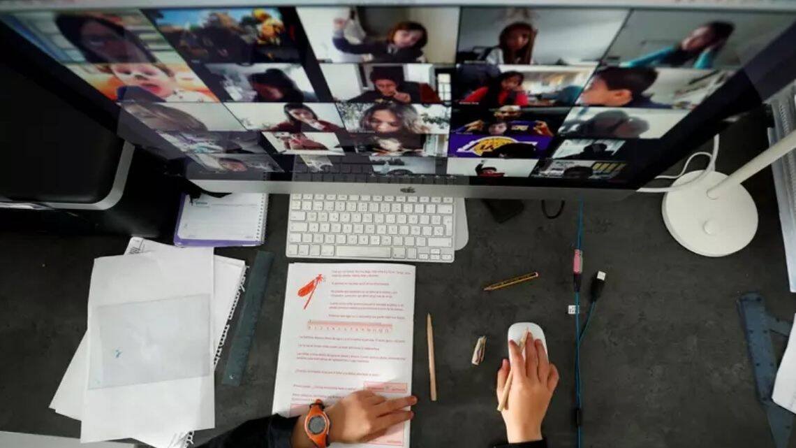 Cérebro precisa de pausas entre reuniões, aponta estudo da Microsoft Cérebro precisa de pausas entre reuniões, aponta estudo da Microsoft