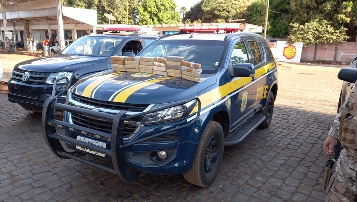Polícia apreende droga avaliada em R$ 2,5 milhões na BR-452, em Itumbiara