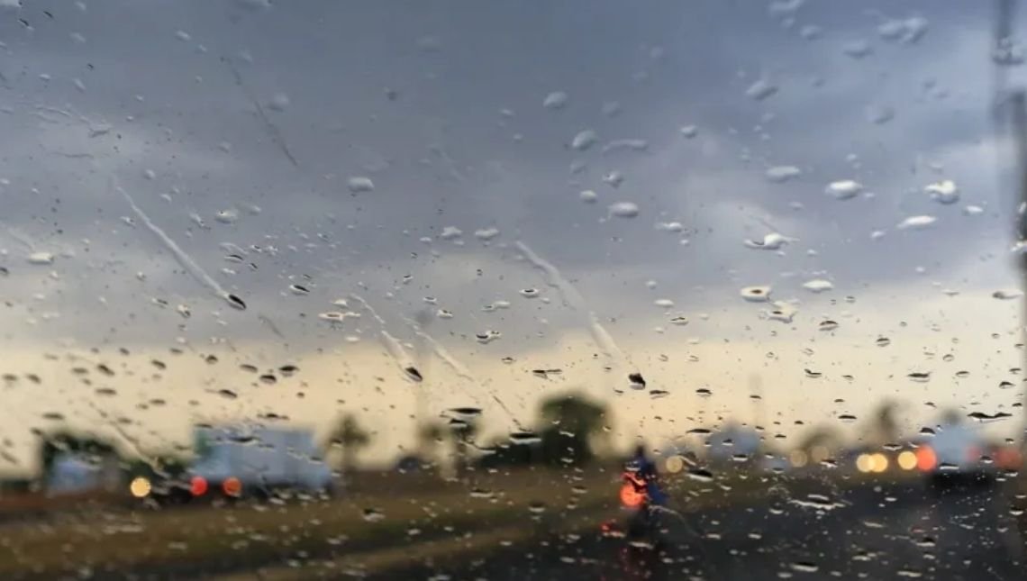 Alerta de tempestade é emitido para Goiás