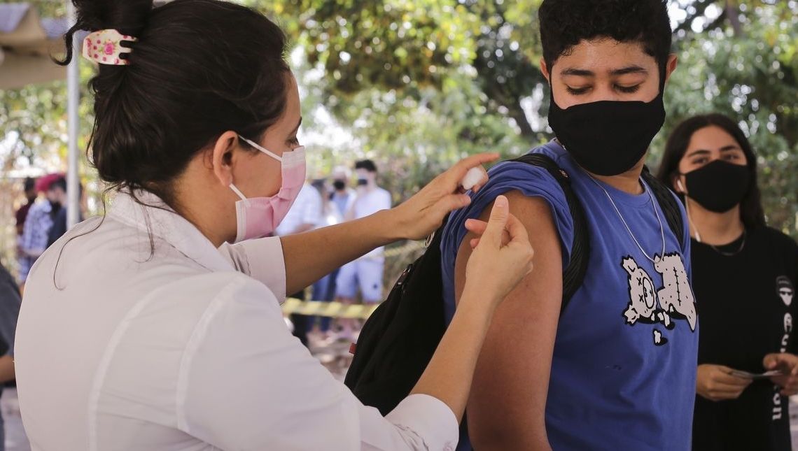 Covid-19 20 milhões estão com a segunda dose da vacina atrasada