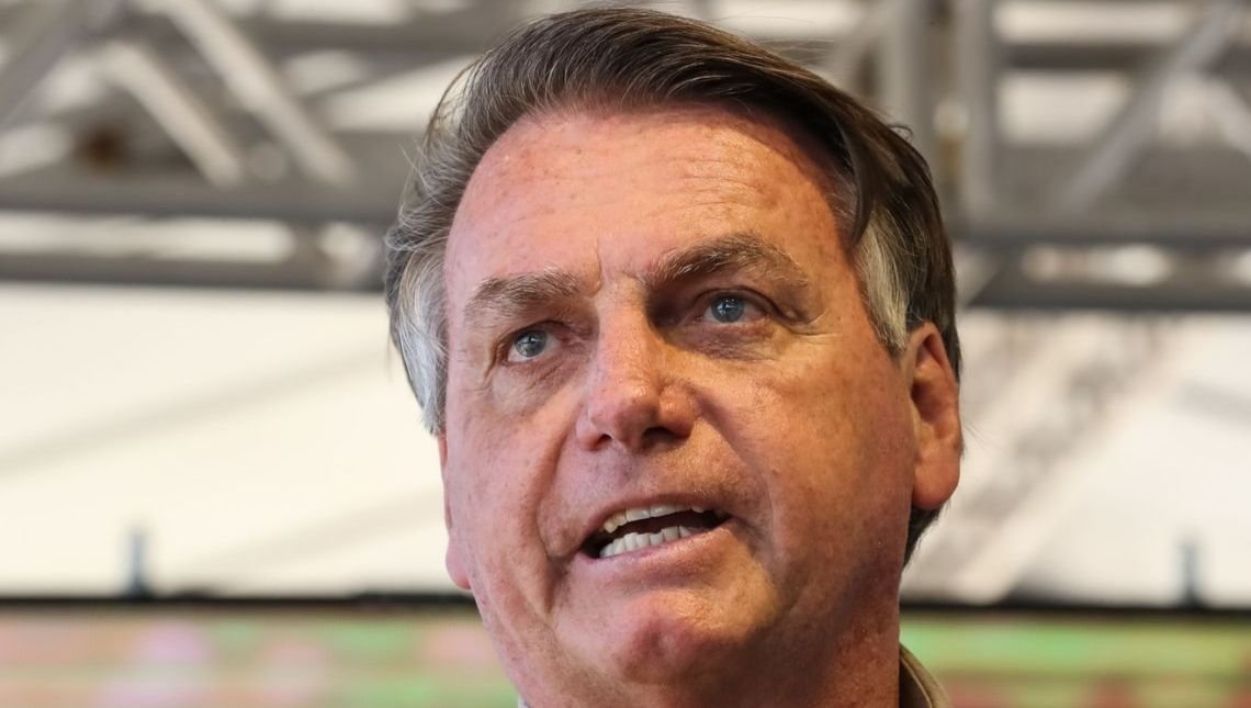 Presidente diz que determinará redução da bandeira tarifária na luz