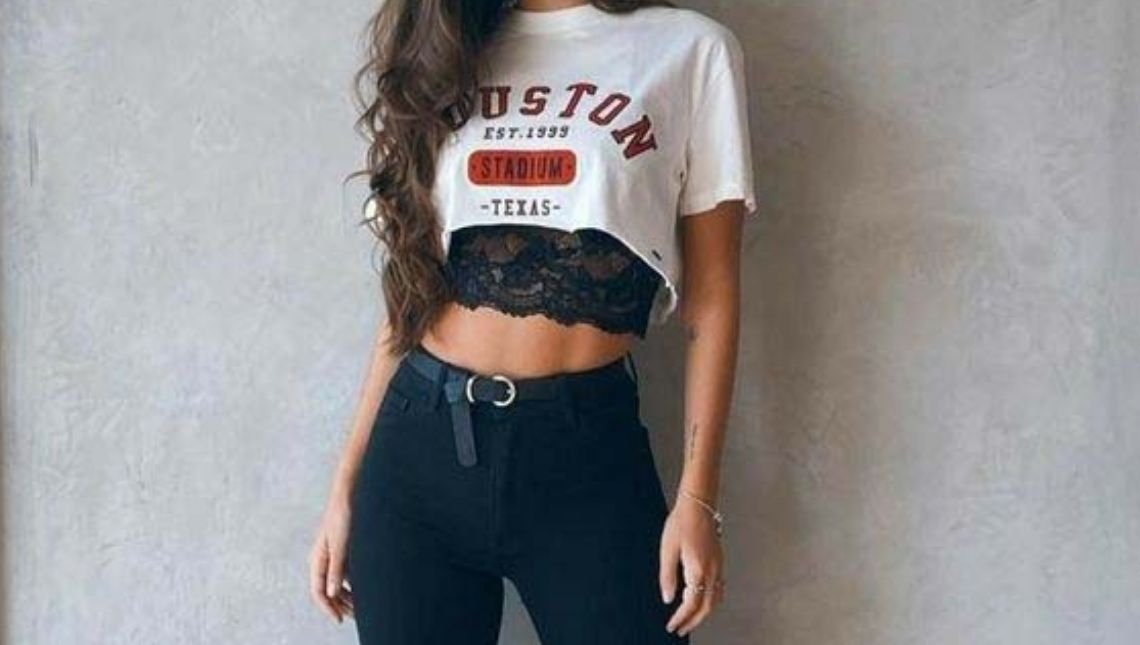 8 maneiras de usar t-shirt cropped com calça