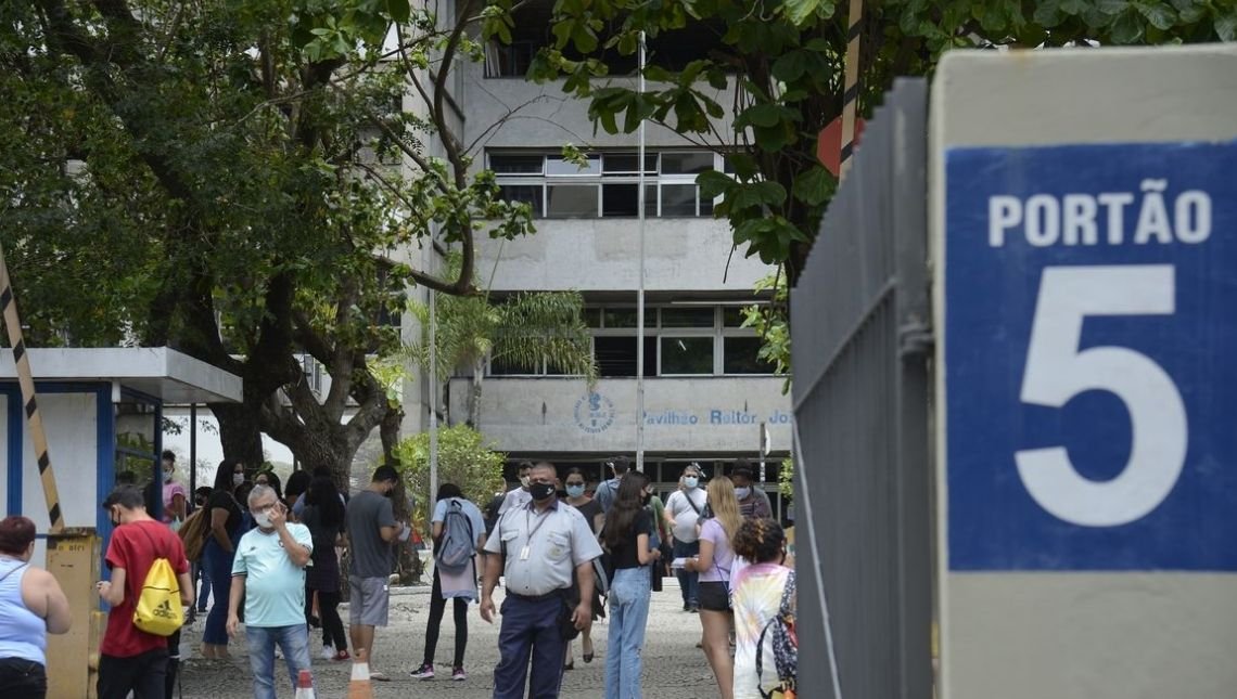 Entenda como é feita a correção do Enem