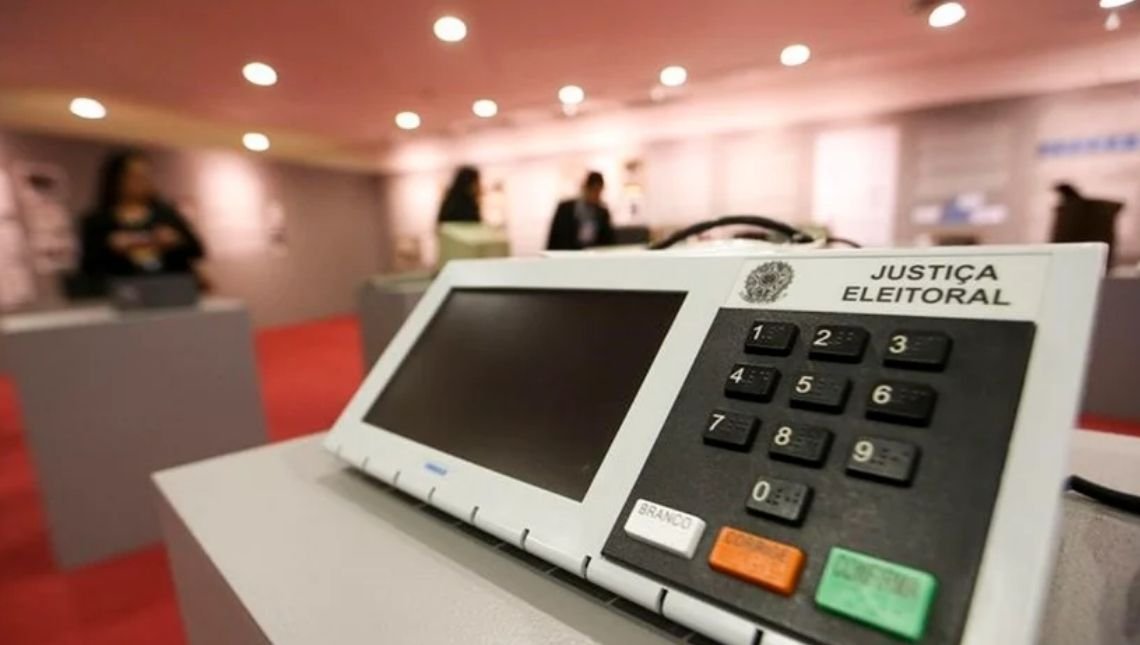 TSE seleciona “hackers” para testar segurança das urnas eletrônicas