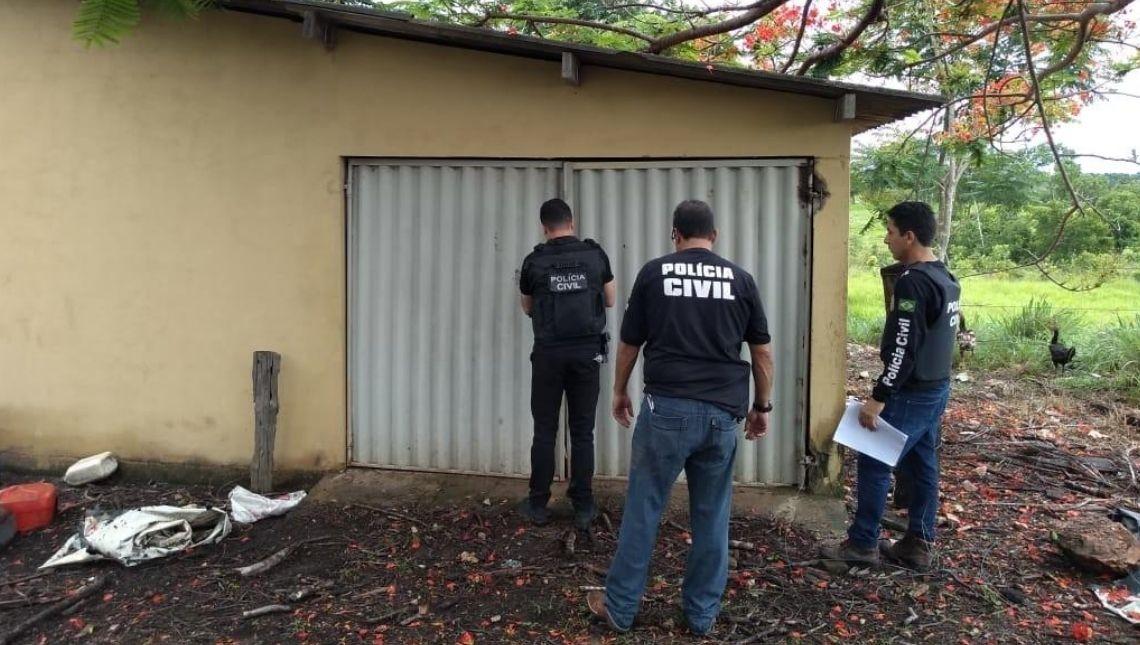 Fazendeiro suspeito de ter simulado suicídio de seu caseiro é preso