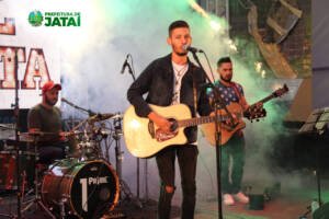 cantor Gil Malta (2)