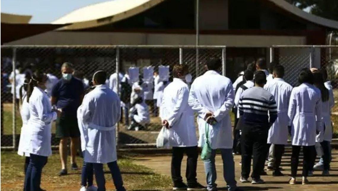 Prazo para pedir atendimento especializado por nome social vai até esta sexta-feira