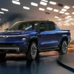 chevrolet-silverado-ev-2024-1641485203799_v2_900x506.jpg