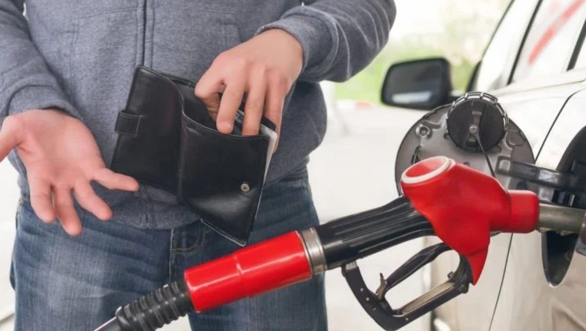 Carros com alto consumo de combustível: veja os 10 mais beberrões