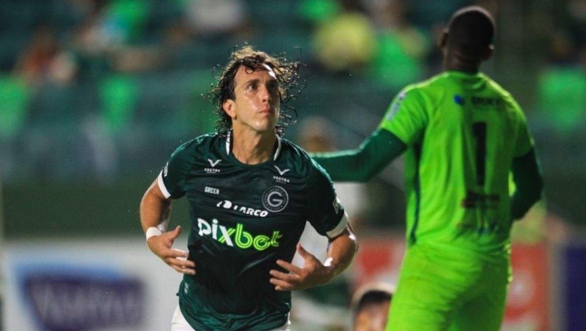 Com gol e assistência de Élvis, Goiás bate a Jataiense na Serrinha