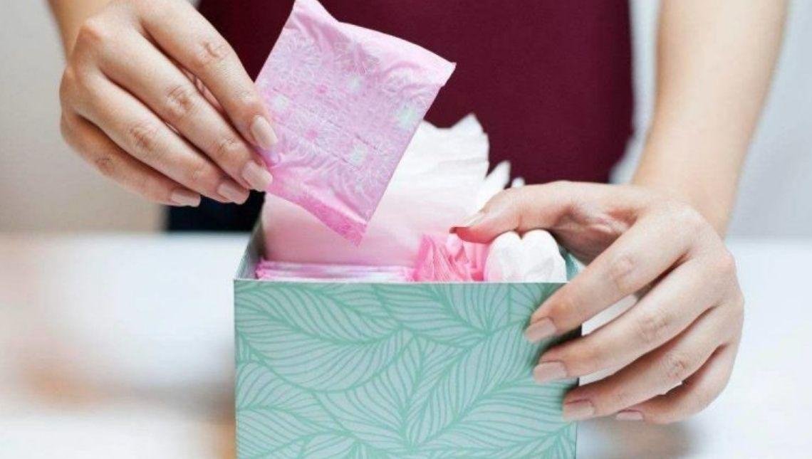 Congresso derruba veto à distribuição de absorventes para estudantes