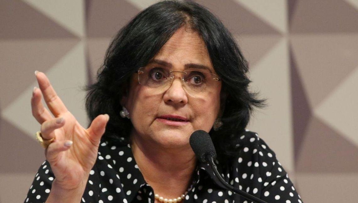 Nota sobre vacinação infantil foi deturpada, diz ministra