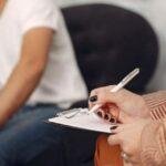 Terapeuta dá dicas para controlar a ansiedade
