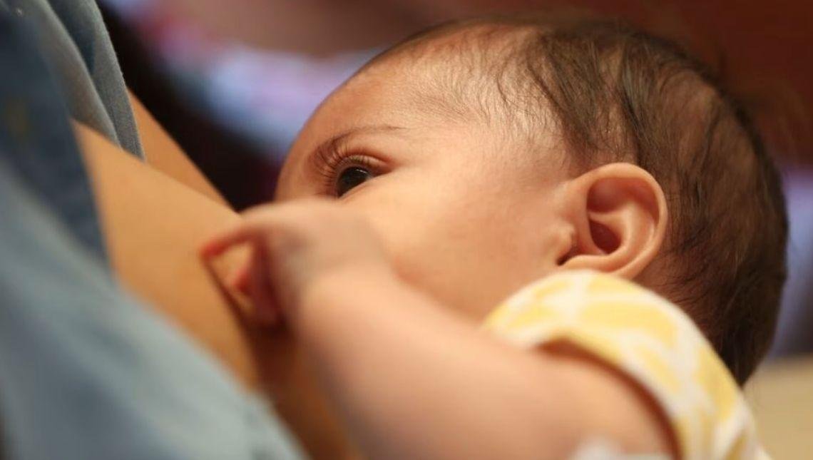 Empresas de Goiás poderão ter salas de amamentação para funcionárias lactantes