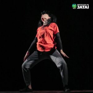 Alunos da Escola Municipal de Teatro e Dança de Jataí (6)