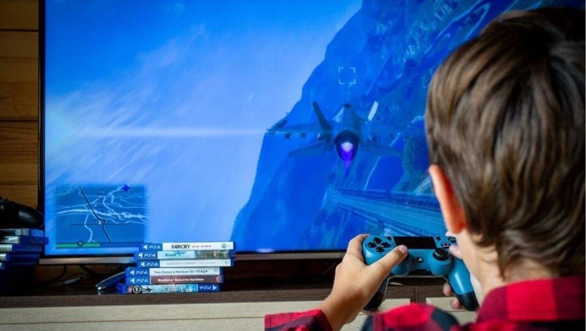 Crianças que passam mais de uma hora por dia com videogames têm QI mais alto, diz estudo