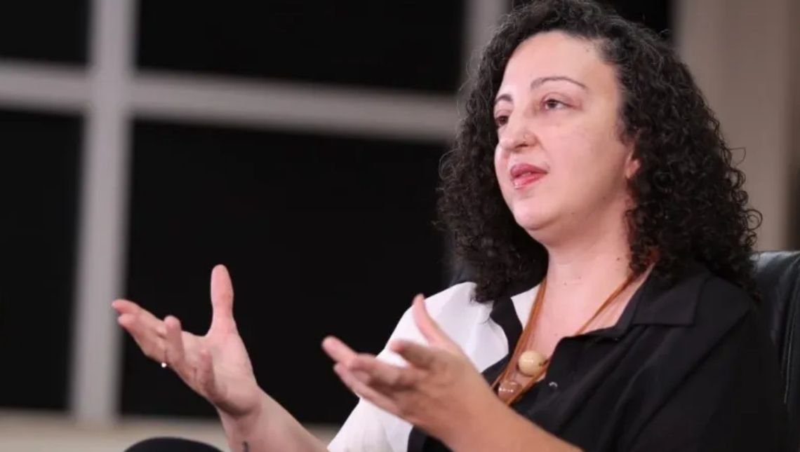 Pré-candidata ao governo, Helga Martins diz que trabalhador não se beneficia em nada do agronegócio