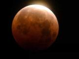 Jataienses se encantam com eclipse total com ‘Lua de Sangue’; veja