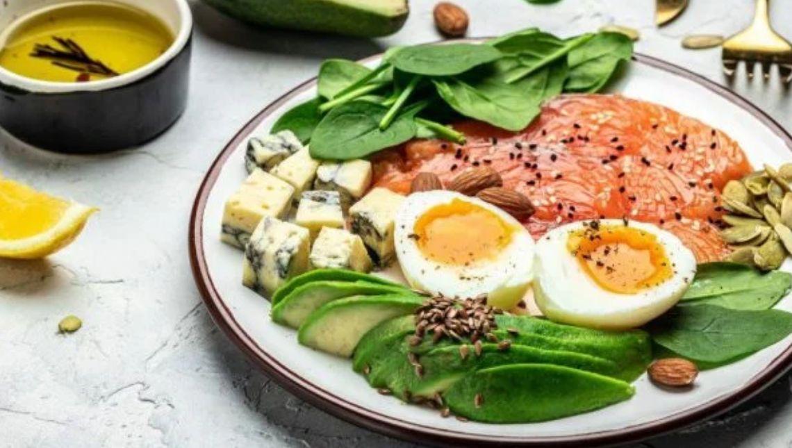 Foco na dieta aprenda 6 receitas fáceis e low carb para o almoço