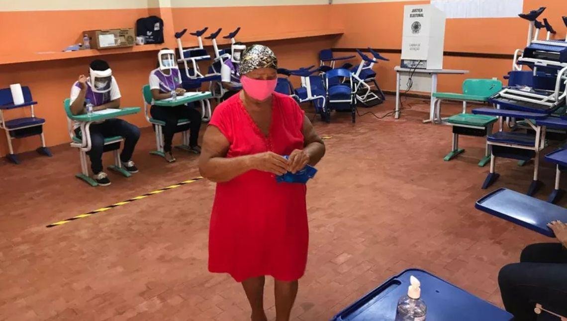 Entenda por que o eleitorado brasileiro está mais feminino e idoso