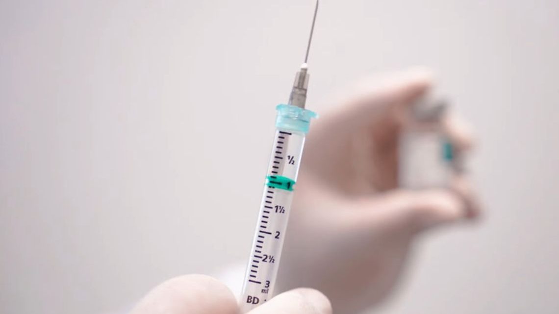 Goiás convoca população para se vacinar contra gripe em razão da chegada do frio