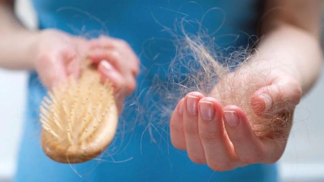 Especialista lista 10 dicas que ajudam a diminuir a queda dos cabelos