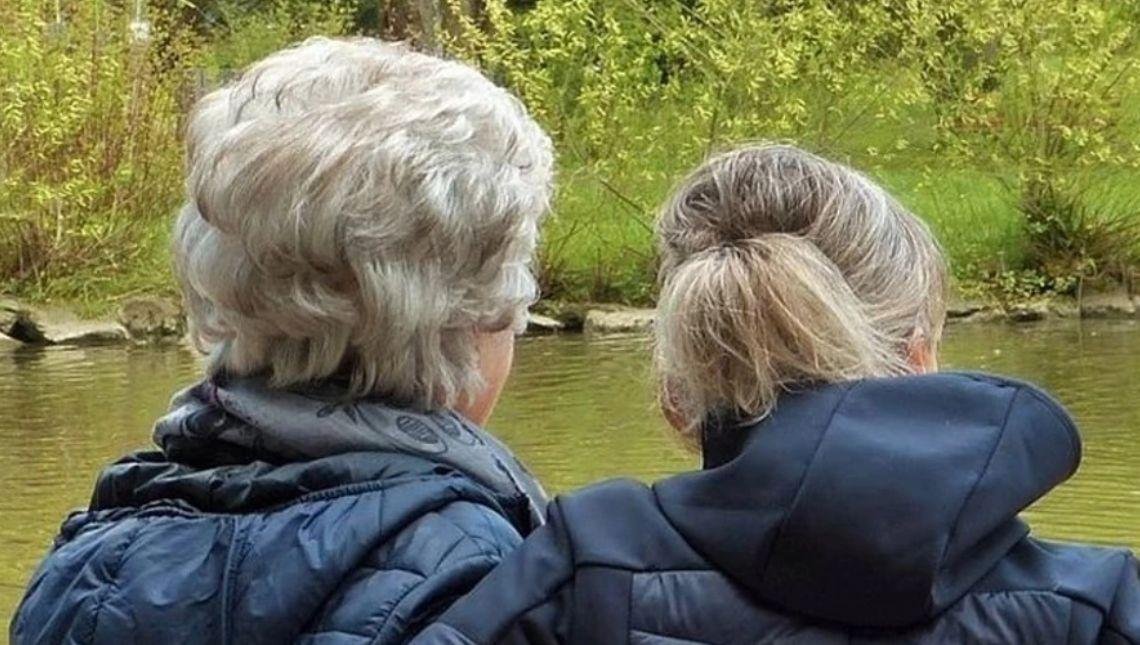 Mulheres que entram na menopausa precocemente tendem a viver menos, afirma especialista