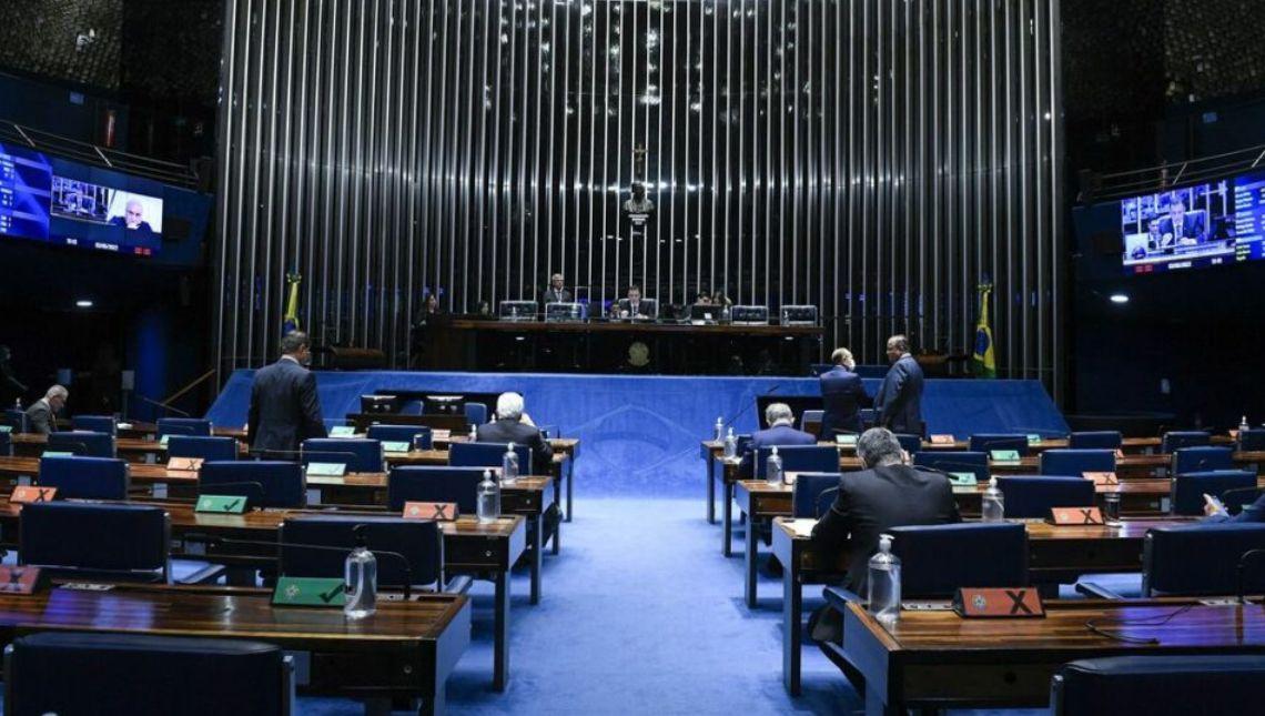 Senado publica editais para concurso com 22 vagas imediatas; salários chegam a R$ 33 mil