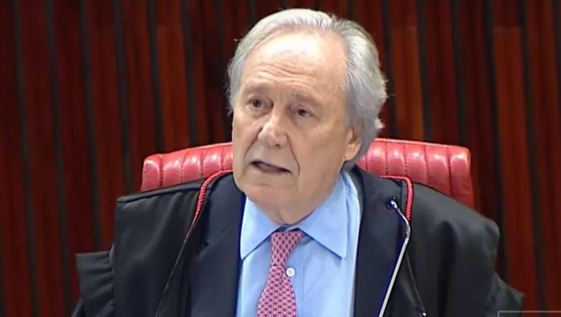 TSE decide proibir o porte de armas nas seções eleitorais
