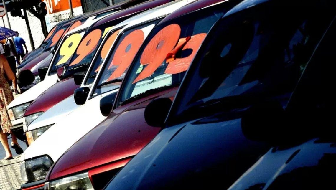 Alertas do carro usado: 5 segredos para salvar você de um mau negócio