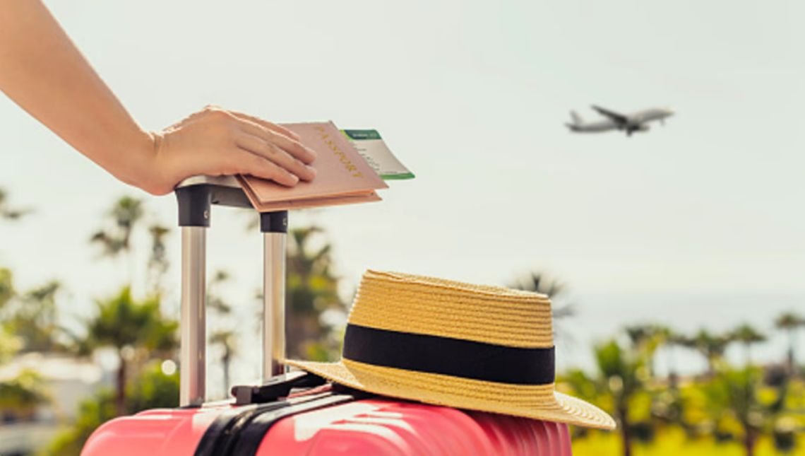 Goianos voltam a viajar e vendas de pacotes de fim de ano crescem 60% em 2022