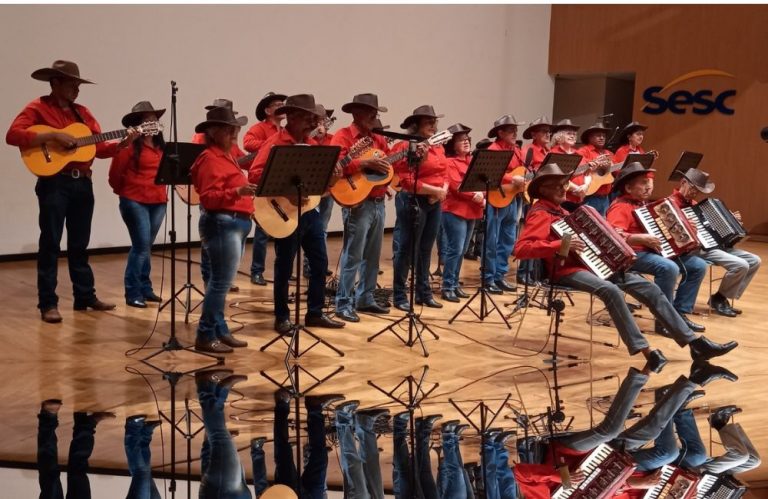 Orquestra de Violeiros de Jataí realiza série de apresentações