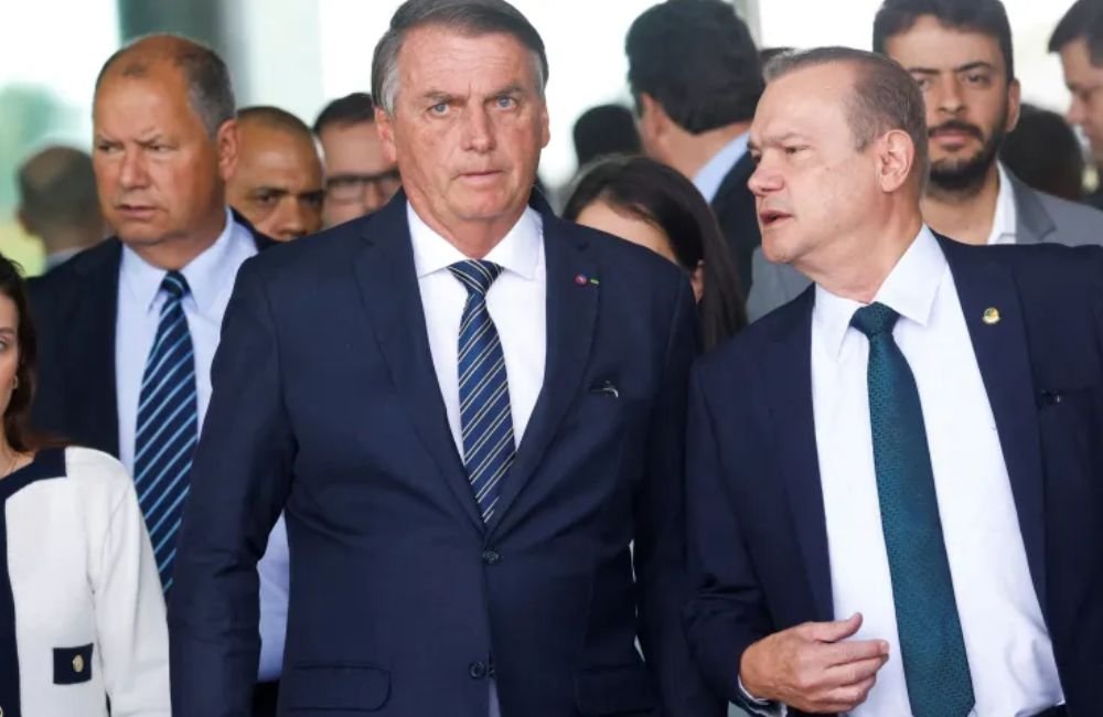 Bolsonaro pede ao TSE anulação de votos em parte das urnas nas eleições de 2022