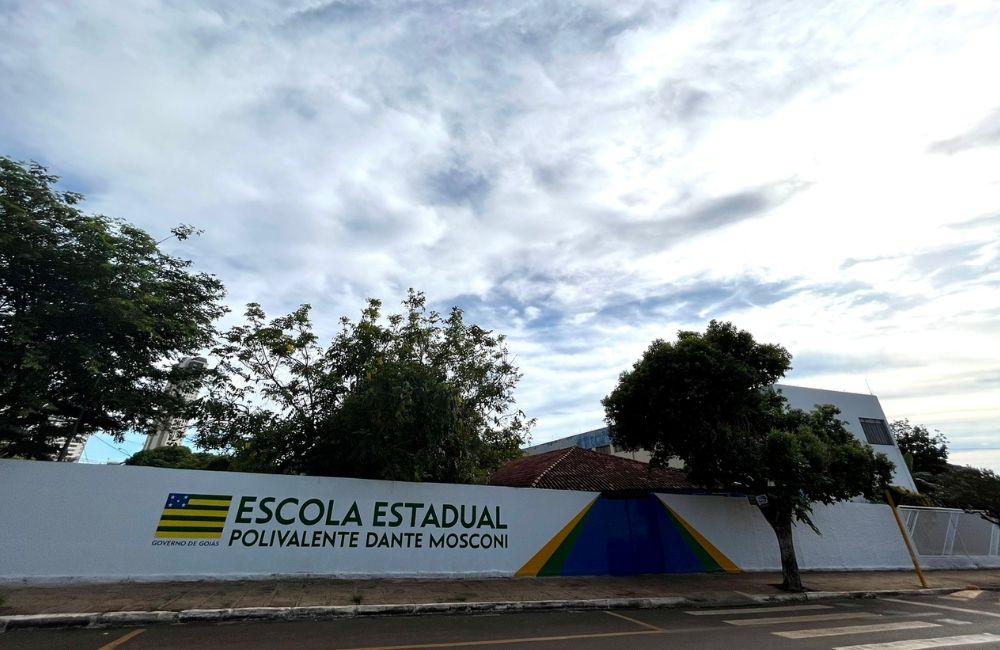 Escola Estadual Polivalente Dante Mosconi Jataí Go