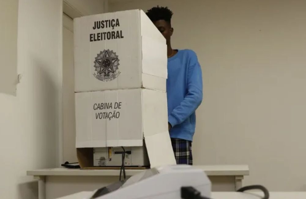 Prazo para justificar voto no segundo turno encerra em 9 de janeiro