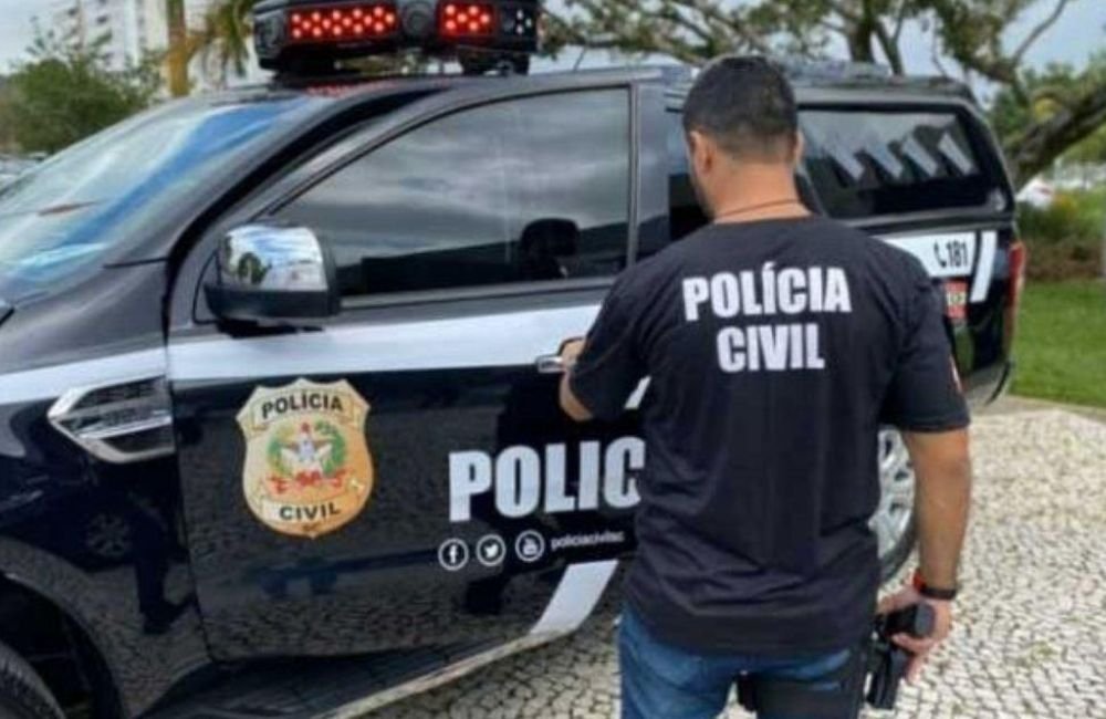 Casal é indiciado após vender carro e depois informar furto a polícia, em Jataí